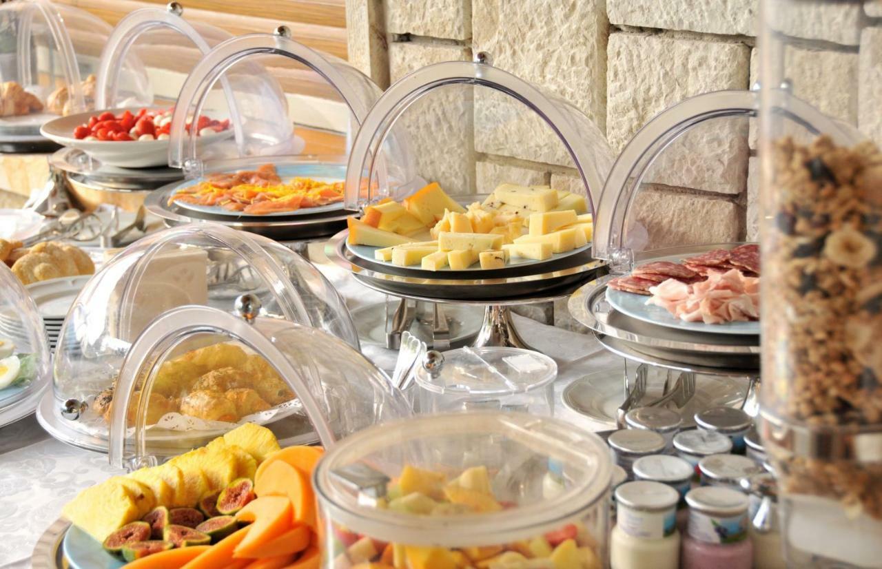 Torre Degli Ulivi Bed & Breakfast *
